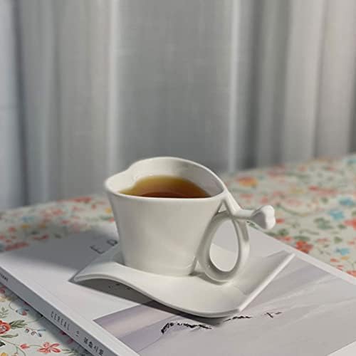 ERINGOGO Vintage Étkészlet Meghatározott Szív a Kávét, mint egy Csészealj, 150ml/ 5oz Porcelán Csésze Tea Klasszikus Cappuccino,
